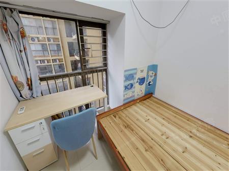 英郡年华花园（一期）-次卧