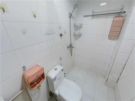 英郡年华花园（一期）-卫生间