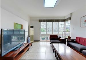 鹏兴花园六期 南北通透 安静看园景 近罗外 近地铁口