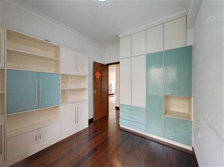 鹏兴花园（六期）-次卧