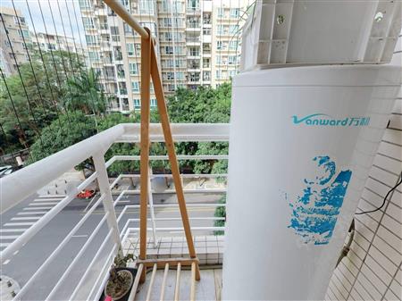 鹏兴花园（六期）-阳台