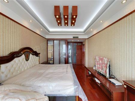 南海玫瑰园（一期）-主卧