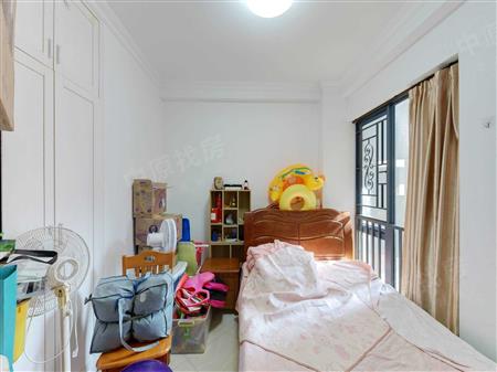 信义金御半山（一期）-次卧