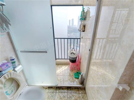 信义金御半山（一期）-卫生间