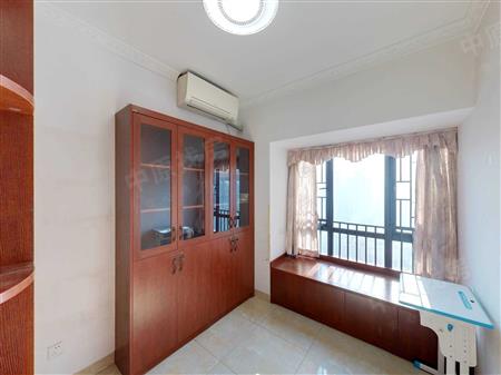 华盛盛荟名庭-次卧