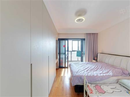 流塘阳光花园-主卧