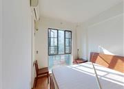 中粮澜山花园-次卧