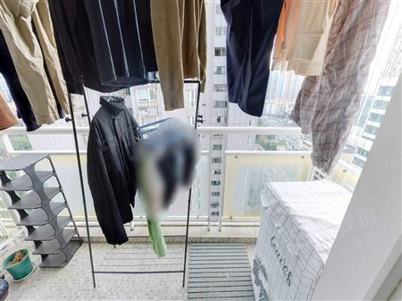 都市翠海华苑-阳台