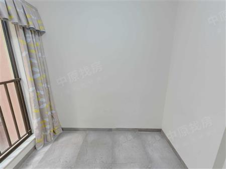 星河传奇花园（一期）-次卧