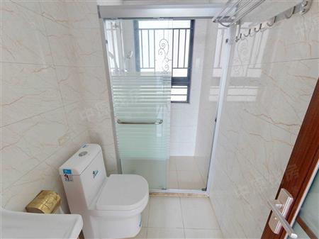 佳兆业山海苑-卫生间