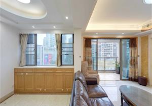 富通城花园.户型方正朝南设计，通风采光好.住家生活便利，