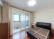 新港鸿花园-主卧