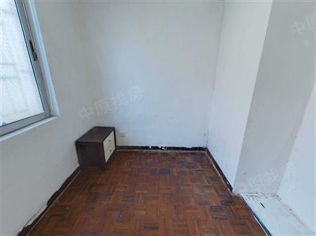 比华利山庄-次卧