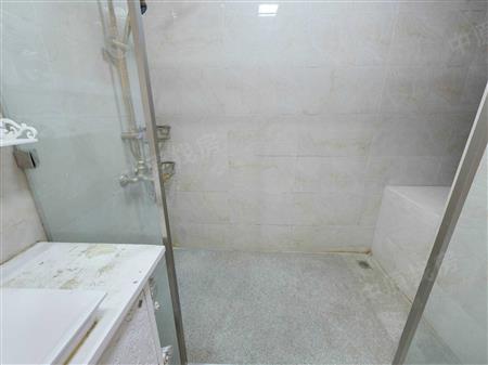 云顶翠峰三期-卫生间