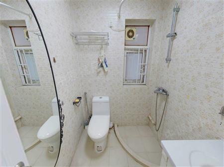 中旅广场-卫生间