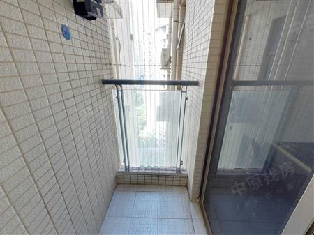 金泓凯旋城-阳台