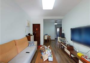 业主自住 新装修 保养好 拎包入住 小区配套好