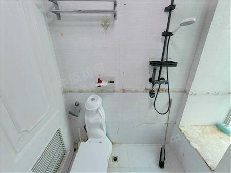 信义假日名城(五期A逸翠园)-卫生间