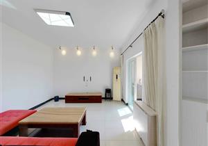 华侨城东组团多层73平2房诚心出售，交通生活方便，环境好