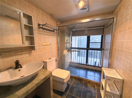 航天晴山月名园-卫生间