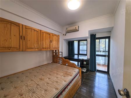 航天晴山月名园-次卧