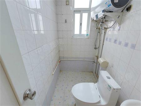 天地大厦-卫生间