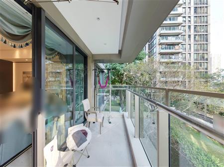 万科瑧山府-阳台