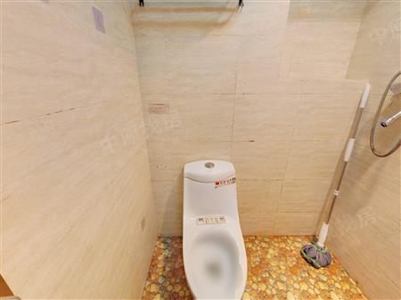 深港一号-卫生间