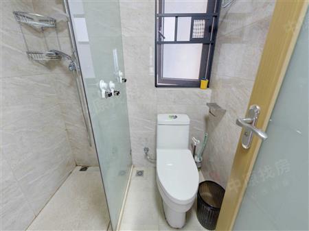 金地龙城中央·自在寓-卫生间