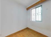 龙珠花园（A区）-主卧