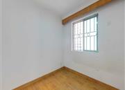 龙珠花园（A区）-主卧