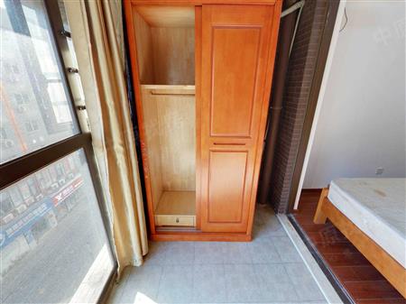 星航华府（三期）-阳台