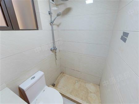 星航华府（三期）-卫生间