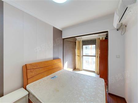 星航华府（三期）-次卧