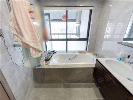 蓝郡广场-卫生间