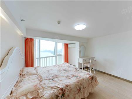 壹海城四区（壹海城V公馆）-主卧