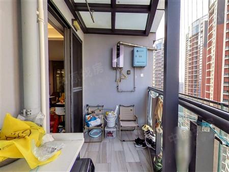 德弘天下华府-阳台