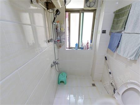 文汇花园-卫生间