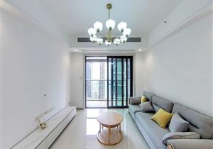 御龙天地二区商品房，中高层，景观好，满二，看房方便，有装修