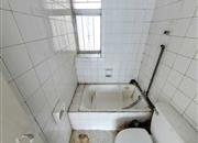 文华花园-卫生间