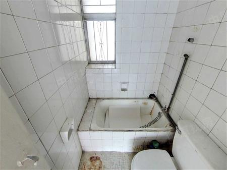 文华花园-卫生间