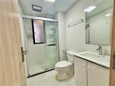 中海天钻-卫生间