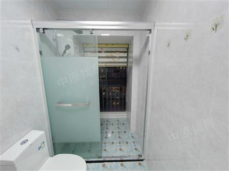 尚峰花园-卫生间