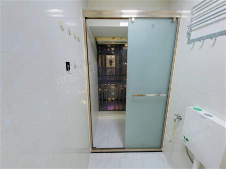 尚峰花园-卫生间