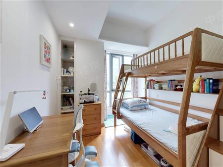 十五峯花园(二期)-次卧