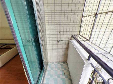 嘉多利花园-阳台