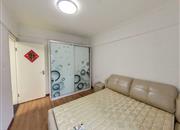 花岗石宿舍-主卧