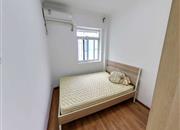 花岗石宿舍-次卧