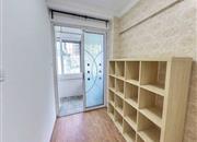 花岗石宿舍-书房