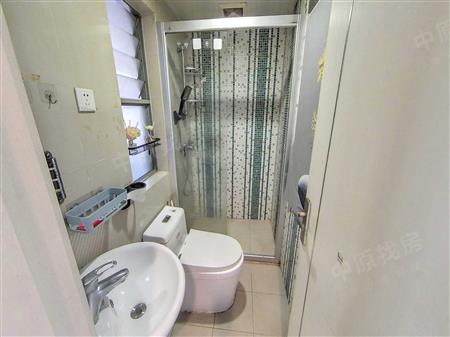 京基东方华都-卫生间